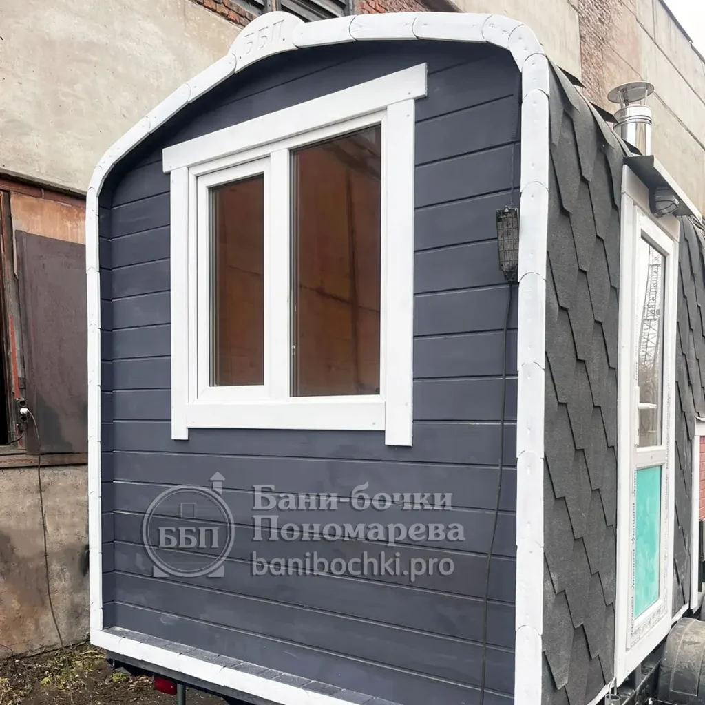 Баня-квадро: окно. Красноярск.